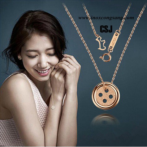 DÂY CHUYỀN NÚT ÁO TITAN ĐỘC ĐÁO MÀU HỒNG KHÔNG ĐEN