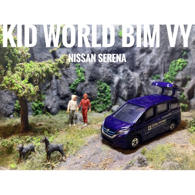 Xe mô hình Tomica Nissan Serena. MS: 418. Tỷ lệ 1:67.