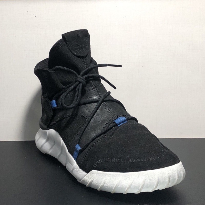 Giày 2Hand Adidas Tubular 2.0, Size 42