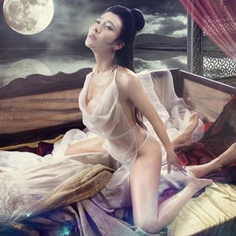 Đồ ngủ cỡ rộng gợi cảm và quyến rũ