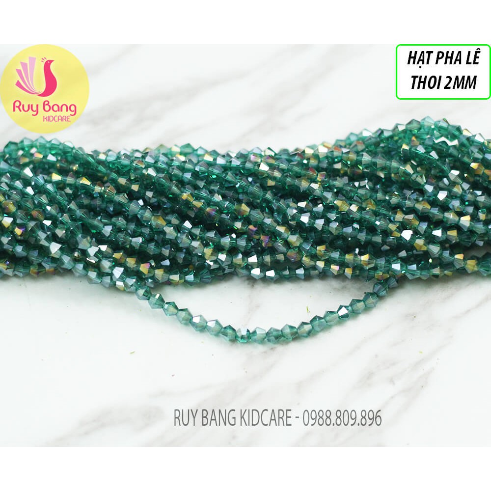 Hạt pha lê thoi 2mm tông xanh ( set 5 dây )