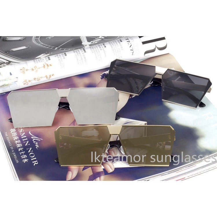 Kính mát thời trang khung vuông cỡ lớn cho nữ