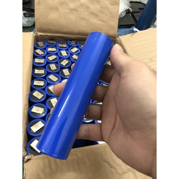 Pin 33140 tăng  kèm khung 15500mA Pin lithium sắt phosphate dùng cho máy kích, quạt, đèn...