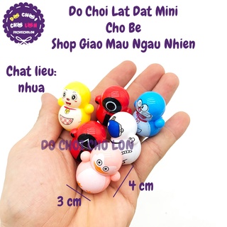 Lật đật mini size 4 cm bằng nhựa hình hoạt hình cho bé (Mẫu Ngẫu Nhiên 1 con)