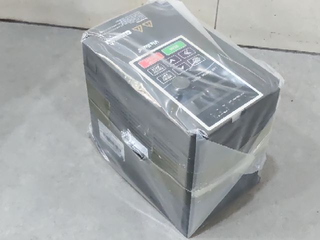 Biến tần 3.7Kw 3p 380VAC VD520-4T-3.7GB/5.5PB VicRuns | BigBuy360 - bigbuy360.vn