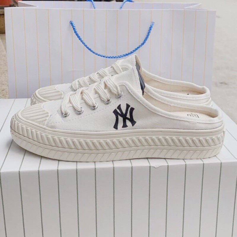 Sục NY, giày đạp gót NY, Sục Thể Thao Nữ 𝐌𝐋𝐁 Đen / Trắng Bản Đẹp, Cute  / Calima Sneaker | BigBuy360 - bigbuy360.vn