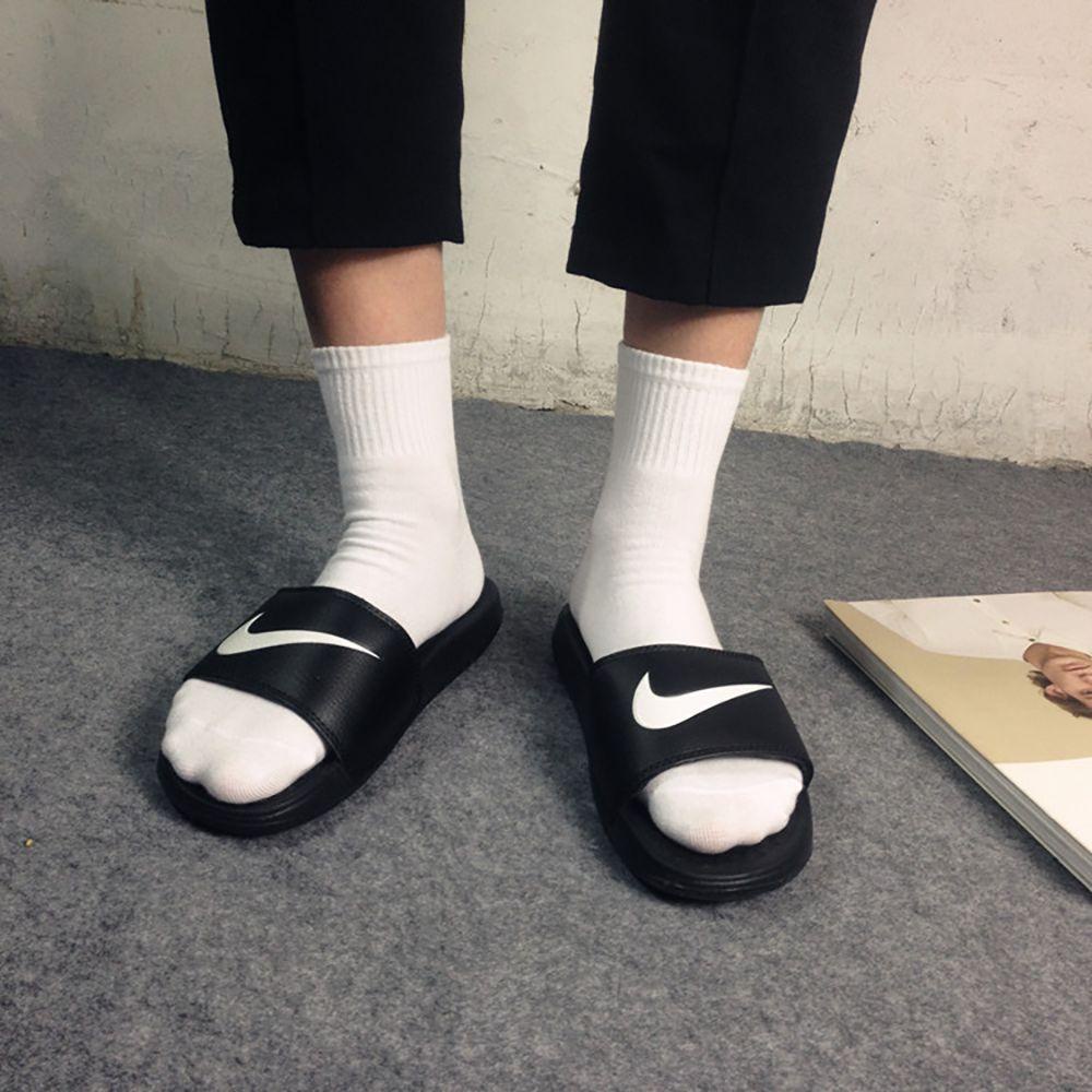 Dép Đi Trong Nhà Tắm Đế Bằng Hở Ngón Chống Trượt In Chữ Dễ Thương Cho Nam Và Nữ