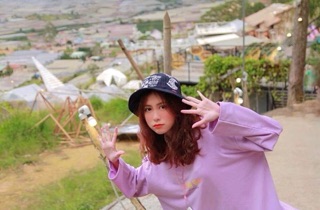 Em áo tím Hàn Quốc