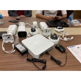 Đầu ghi hình camera IP 8 kênh UNV NVR301-08LB bảo hành 2 năm