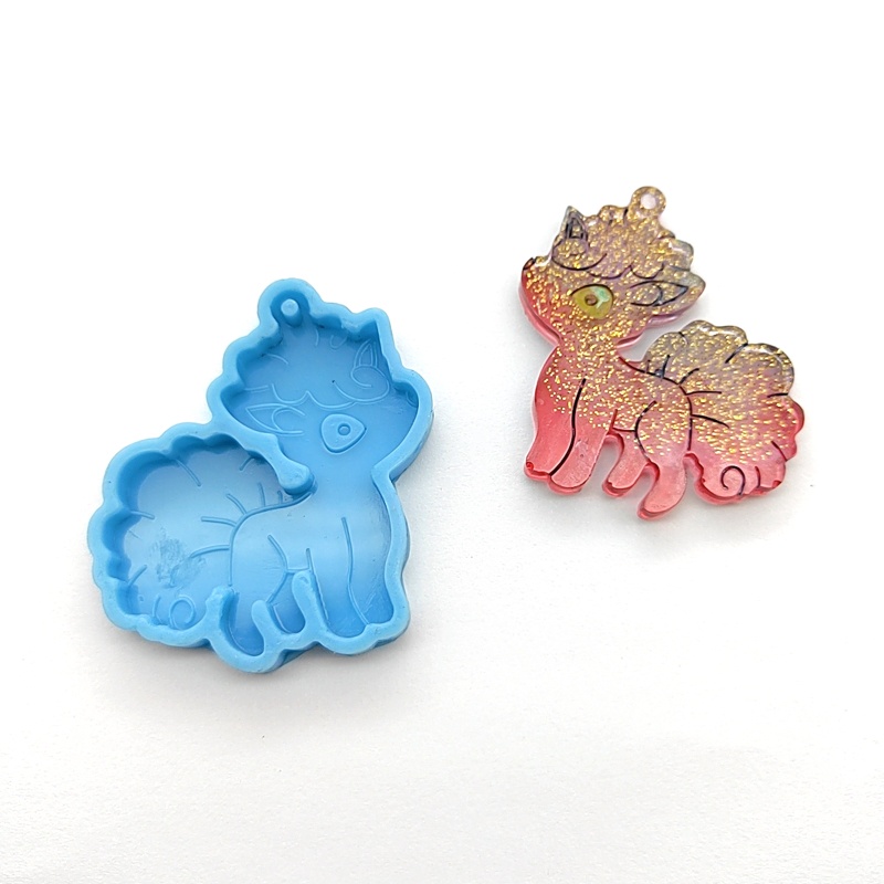 Khuôn Làm Móc Khóa Bằng Nhựa Epoxy Hình Ngựa Pony Có Lỗ Treo Chìa Khóa