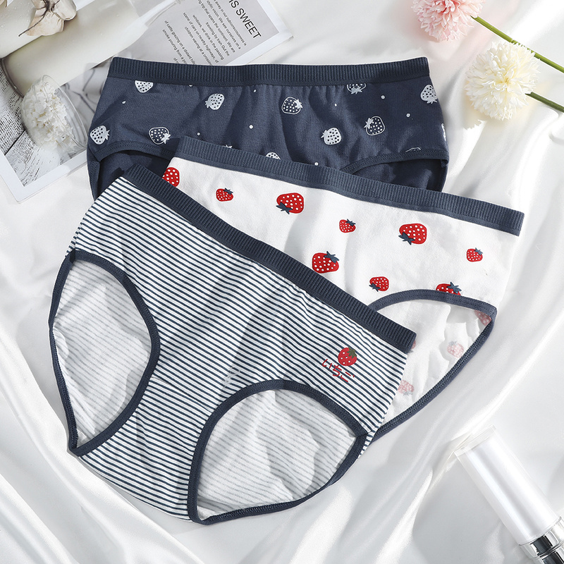 Quần Lót Levao Từ Cotton Lưng Vừa In Hình Dâu Tây Cho Nữ