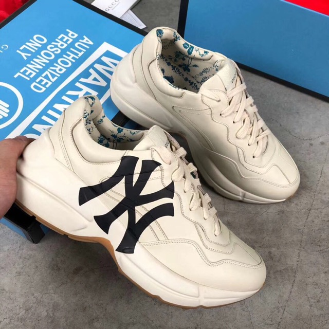 Giày Gucci box xanh cho anh, chị, em [1:1]