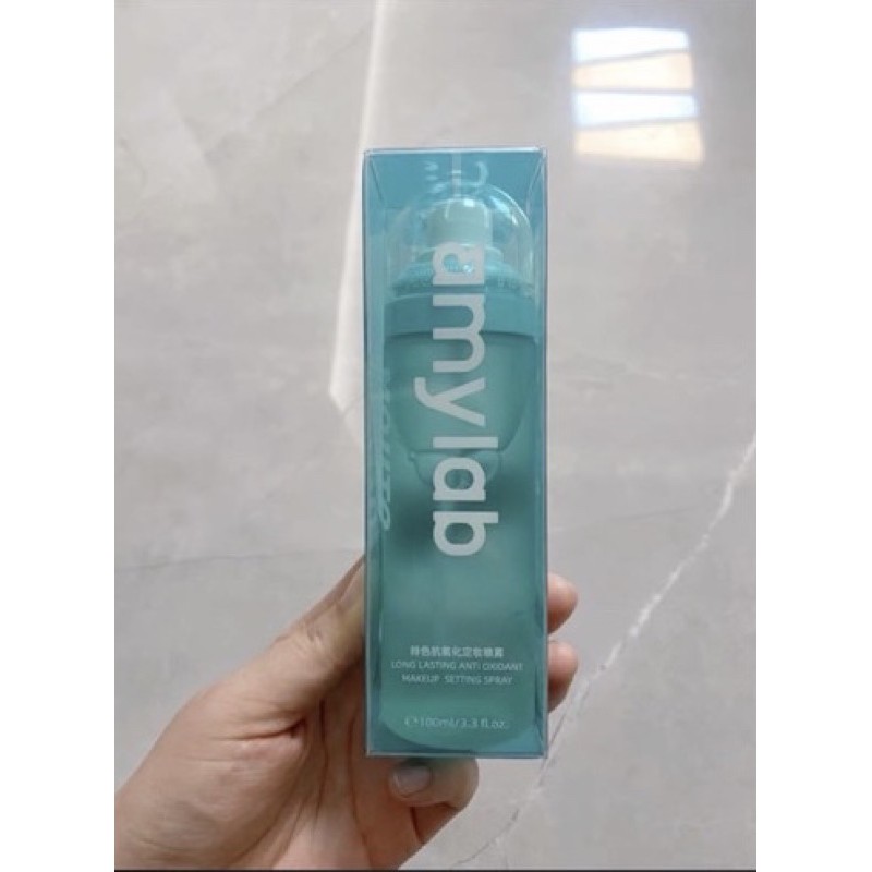 Mist toner 2in1 kiểm soát dầu Oil-control Spray của Amylab