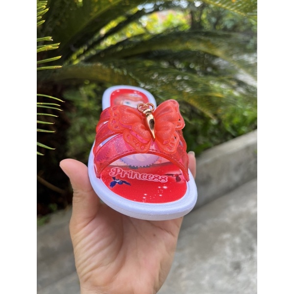 Dép quai ngang đính nơ bướm hình công chúa siêu dễ thương cho bé gái đi chơi/ đi học St798