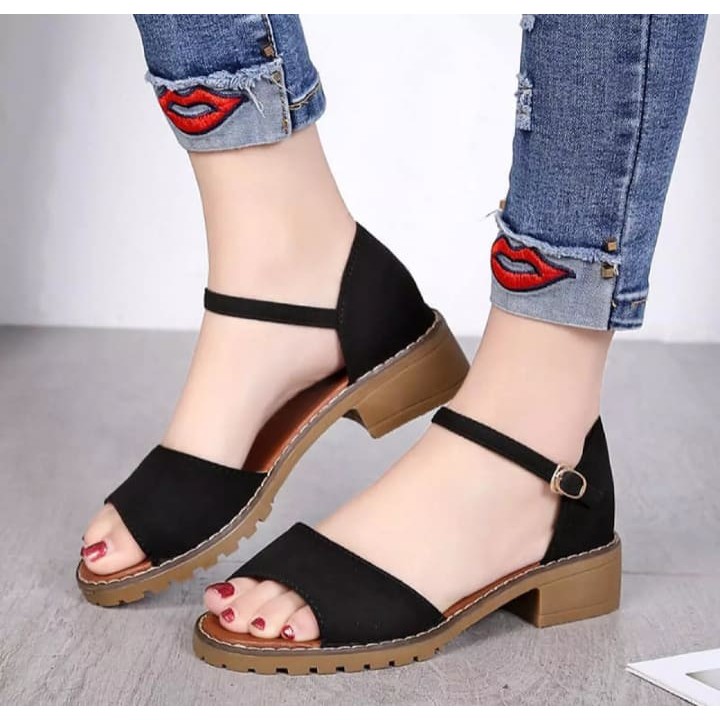 Sandal nữ, dép quai ngang khóa sau đi học, đi chơi thời trang DS05, đế nhựa tổng hộp chống trơn trượt.