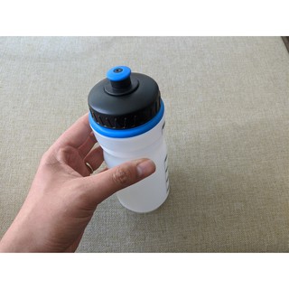 binh nuoc loại nắp mút cho xe đạp