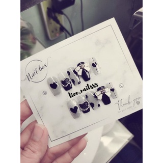 Móng úp nail box mắt mèo đính nơ