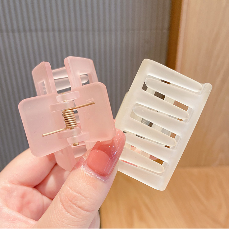 Kẹp tóc chất liệu bằng nhựa acrylic nhiều màu sắc dễ thương