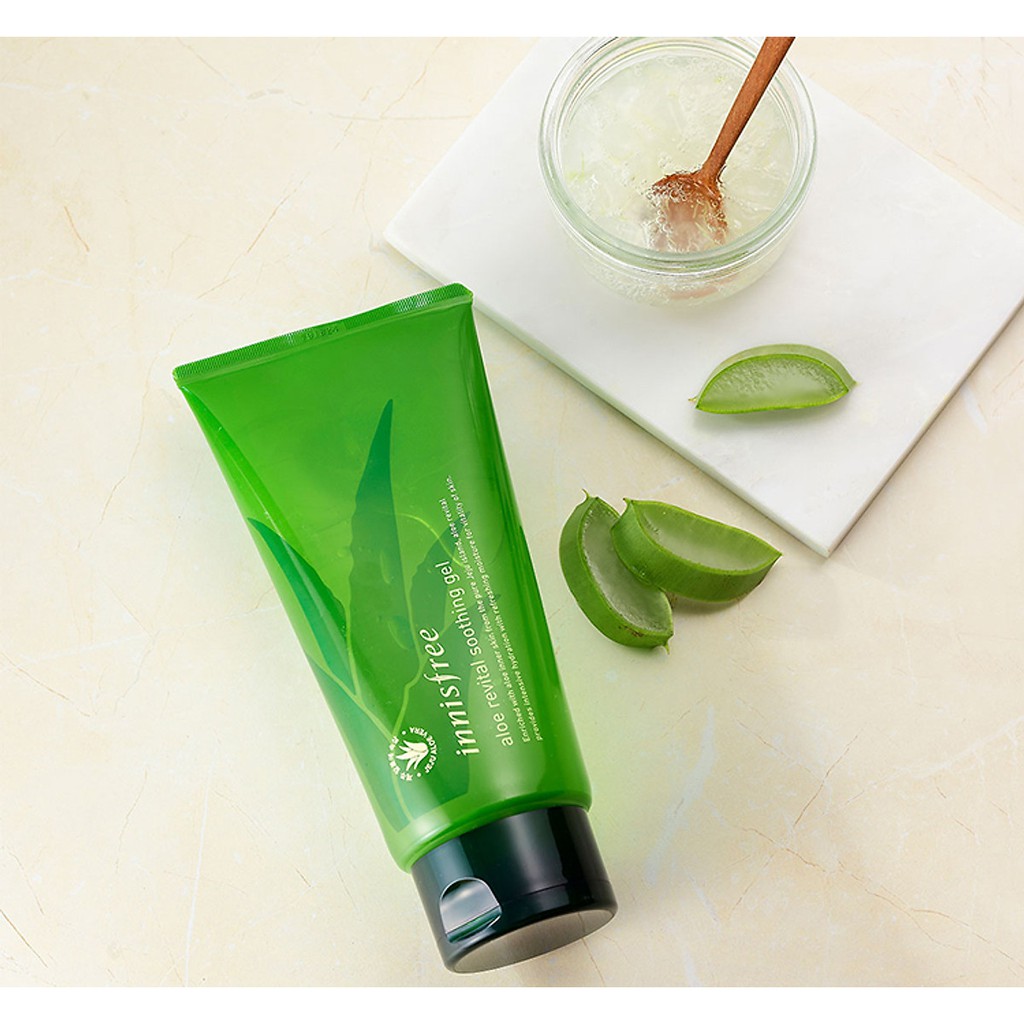 Gel dưỡng ẩm nha đam Innisfree Aloe Revital Soothing Gel 300ml