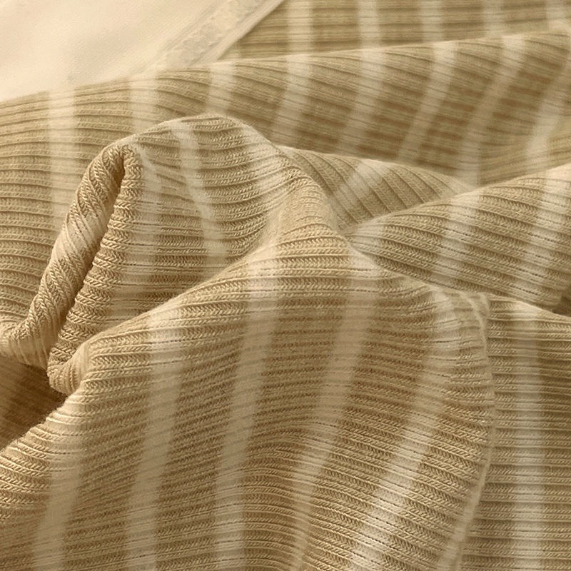 Quần Lót Lưng Vừa Không Đường May Thoáng Khí Kháng Khuẩn Cho Nữ