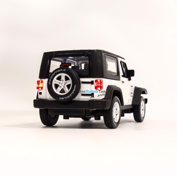 Mô hình xe Jeep Wrangler Rubicon 1:32 Uni