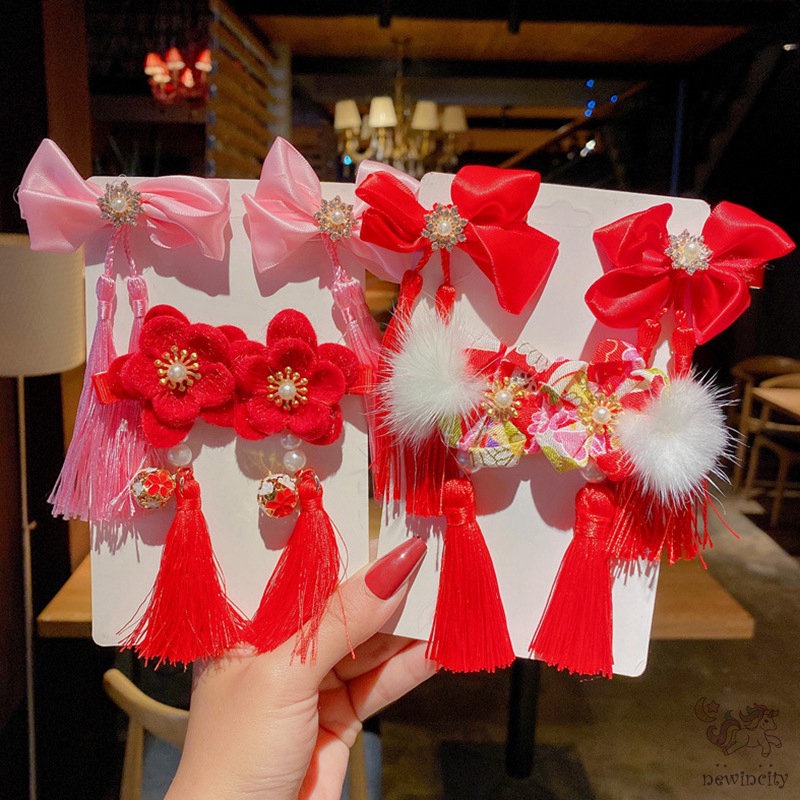 Kẹp tóc tua rua phong cách Trung Hoa mừng năm mới cho bé gái