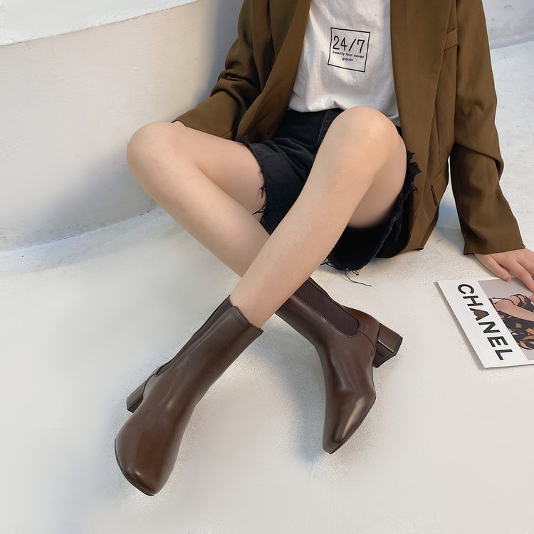 Giày bốt cổ thấp mũi vuông thiết kế thoải mái thời trang cho nữ
 | BigBuy360 - bigbuy360.vn