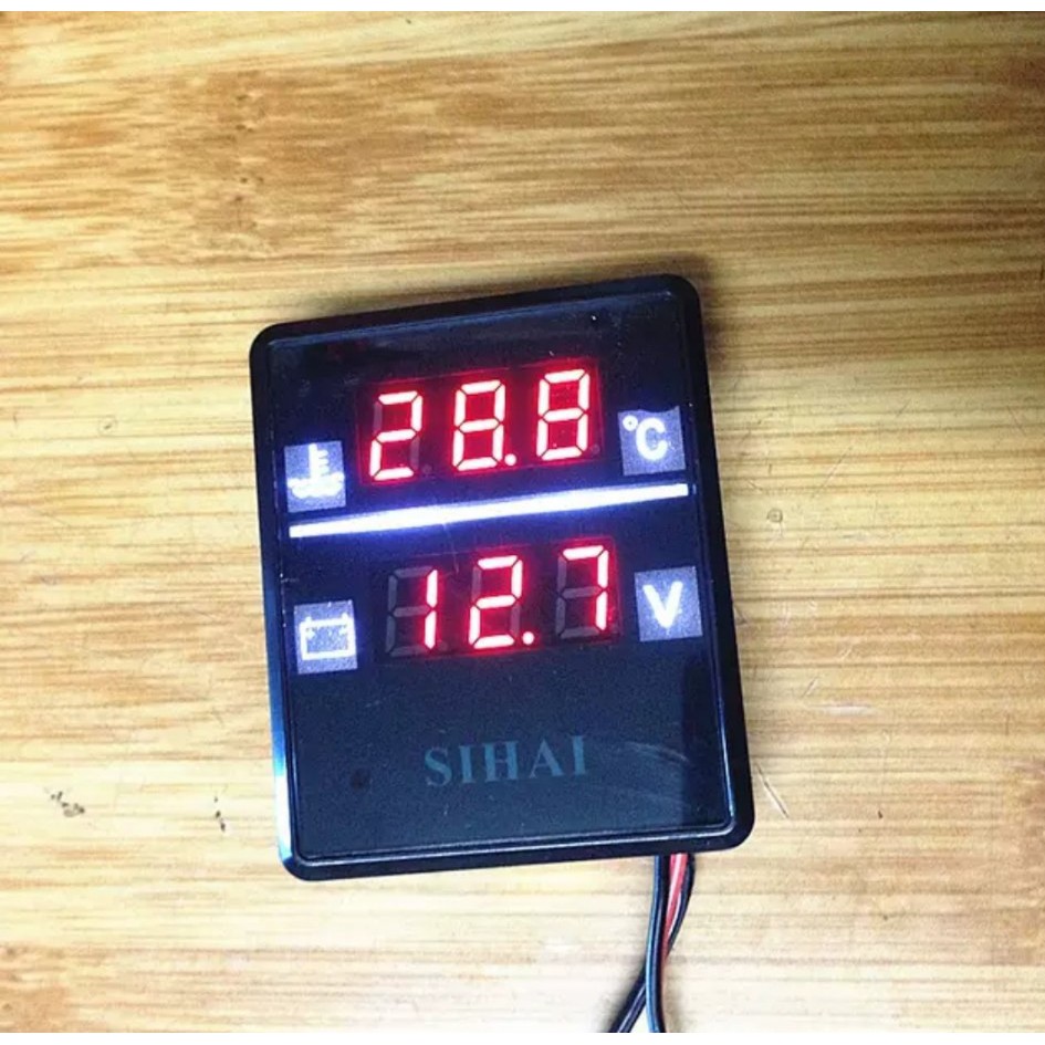 Đồng hồ đa năng dùng cho ô tô 12V/24V tích hợp màn hình LED tiện dụng