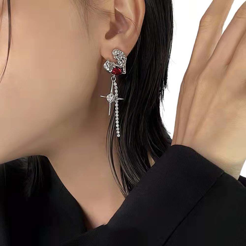 QQMALL Khuyên Tai Chuỗi Hình Thánh Giá Đính Đá Đỏ