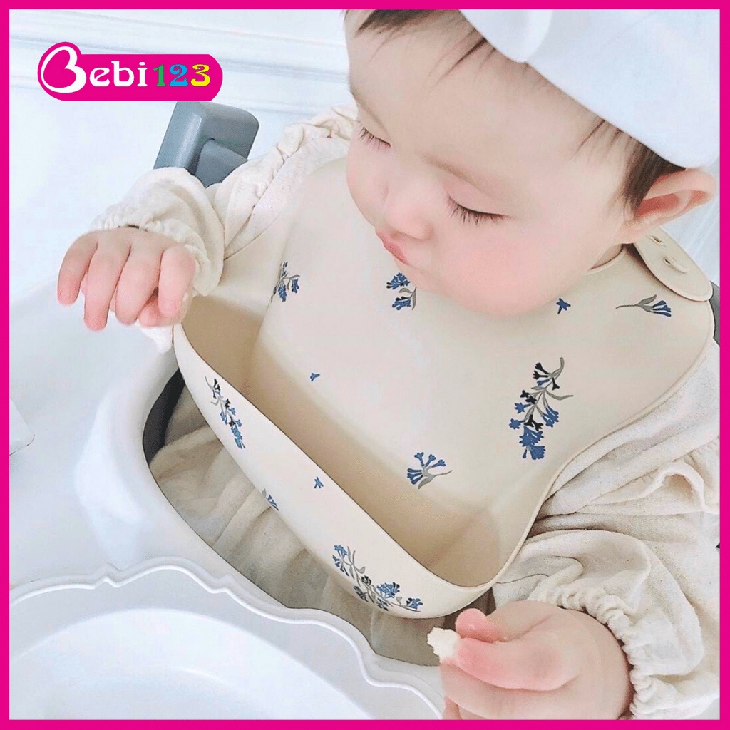 Yếm ăn dặm silicon siêu nhẹ chống dính cho bé