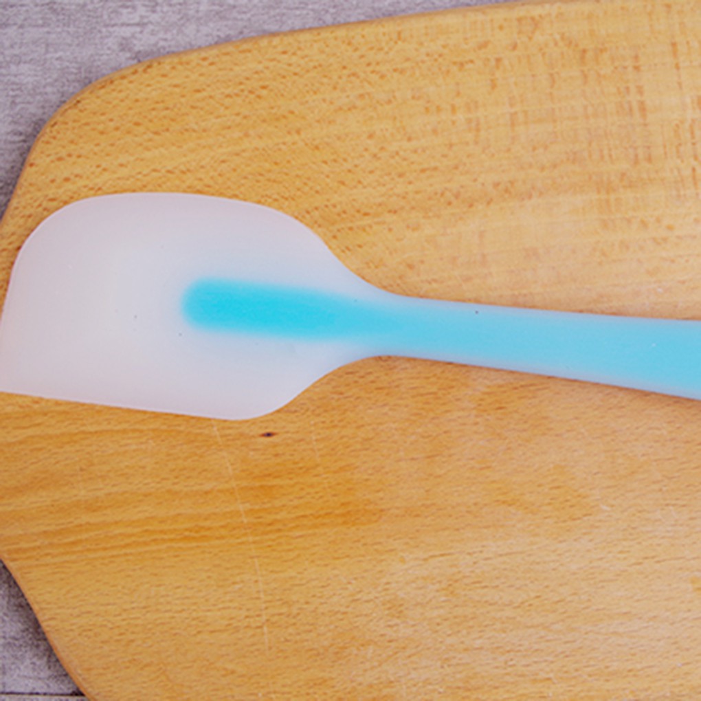 Muỗng silicone đánh kem làm bánh