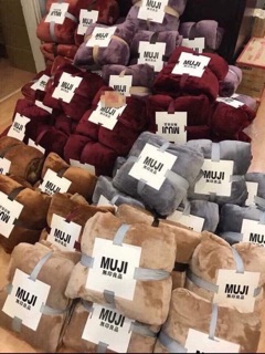 CHĂN LÔNG MUJI