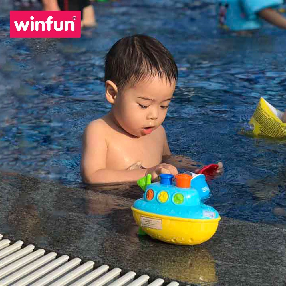 Đồ chơi tắm cho bé - Tàu thủy phun nước vui vẻ có đèn nhạc Winfun 7106 cho bé từ 6 tháng tới 5 tuổi