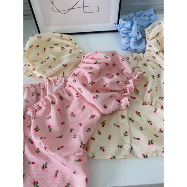 (ảnh thật trải sàn, hoả tốc)🥗TULIP_CROPTOP(ÁO HOA NÚT NGỰC TAY PHỒNG)