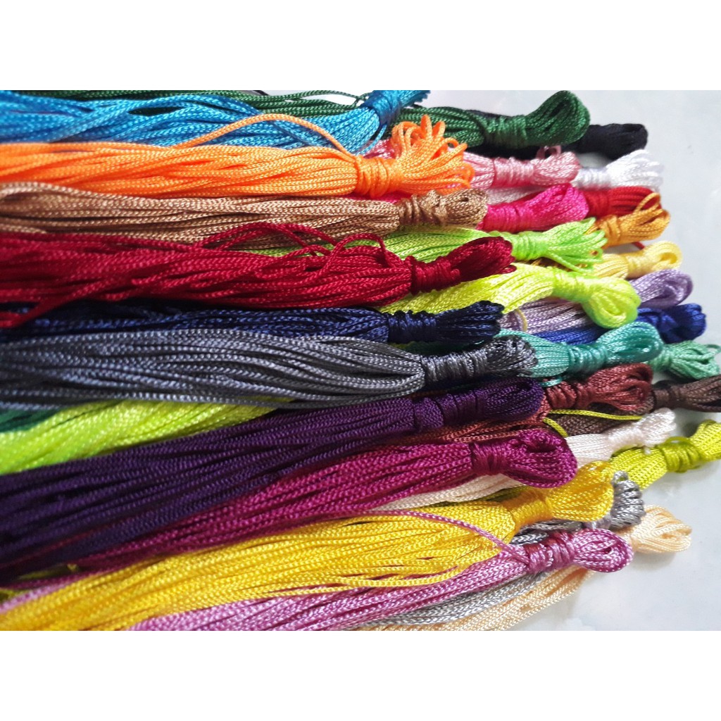 Bó 20met Dây dù Việt Nam đan vòng 1mm đủ màu có trên 50 màu để chọn