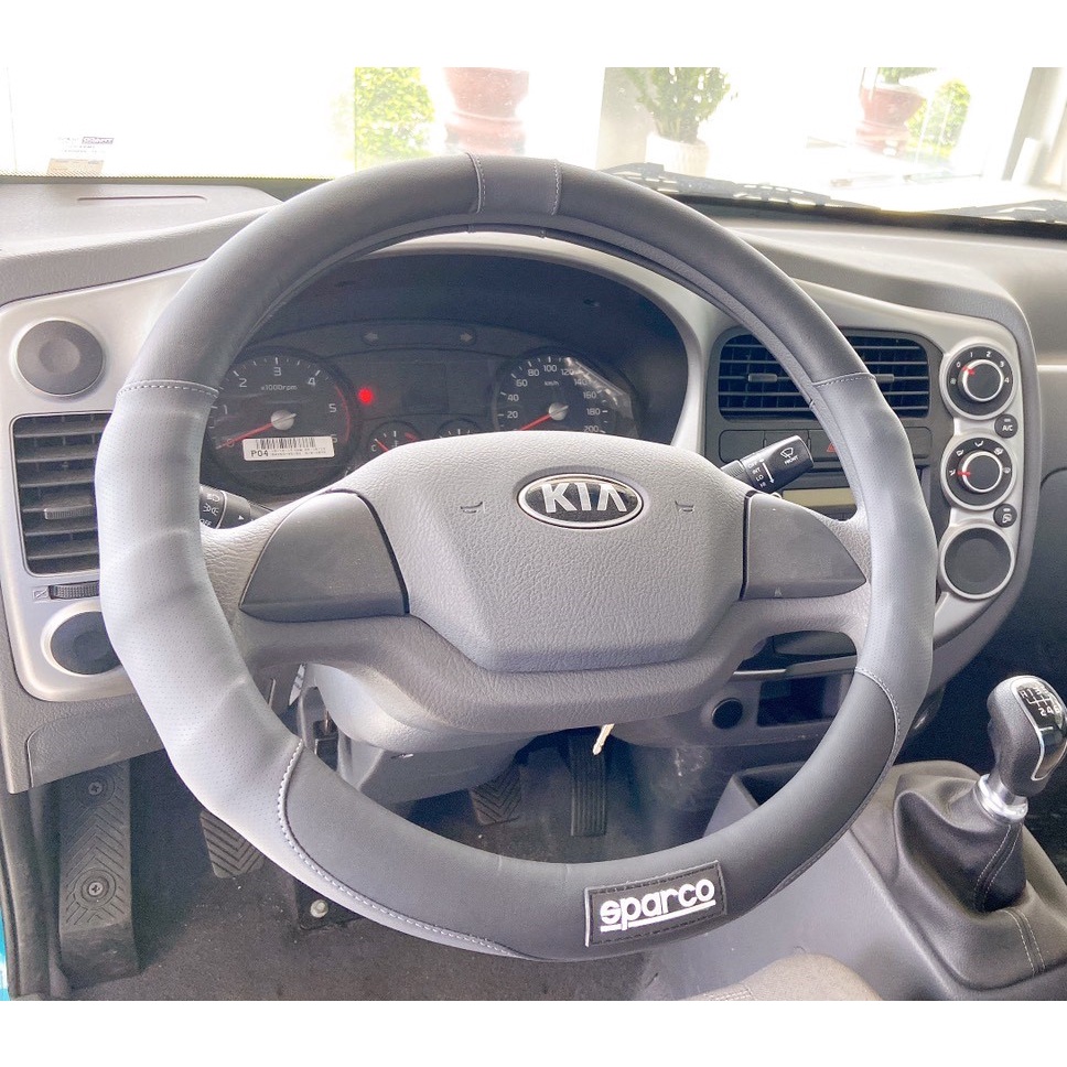 Bọc vô lăng xe tải các hãng có đường kính 40cm, 42cm, 45cm.