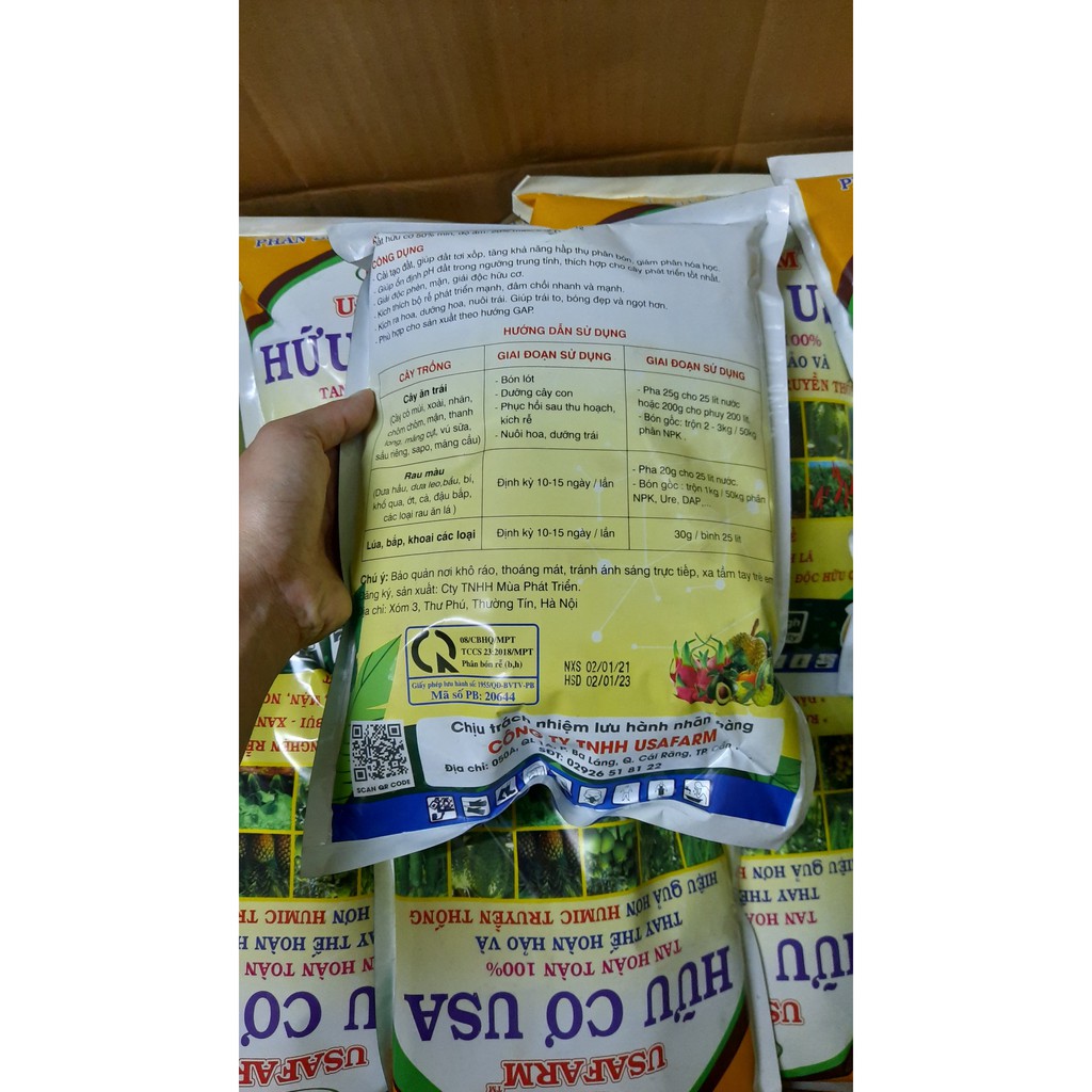 PHÂN BÓN HUMIC HỮU CƠ USA CAO CẤP DẠNG VẢY MỎNG - GÓI 1KG PHA 1000 LÍT TIẾT KIỆM