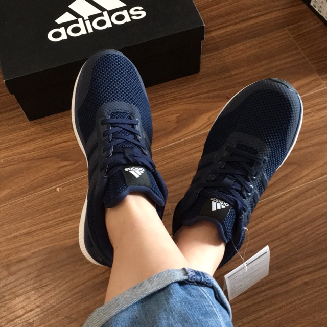 Giầy adidas mana bounce knit