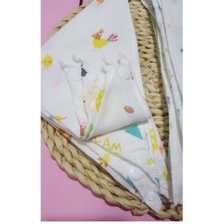 Yếm xô cúc bấm 2 lớp cho bé