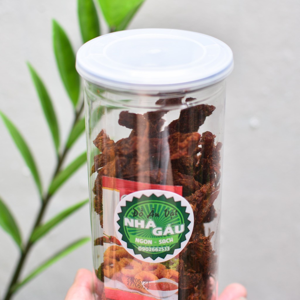 Khô bò que loại ngon, hủ pet 300g - Đồ ăn vặt Nhà Gấu | BigBuy360 - bigbuy360.vn