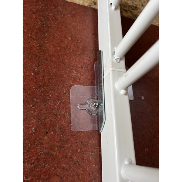 Miếng dán chuyên dụng cho thanh chắn giường, chắn cầu thang - Không cần khoan đục, chịu lực đảm bảo chắc chắn
