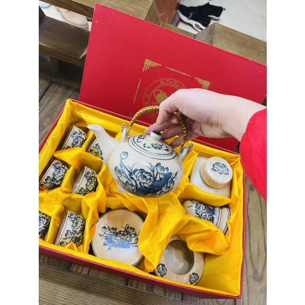 Bộ ấm chén nhật