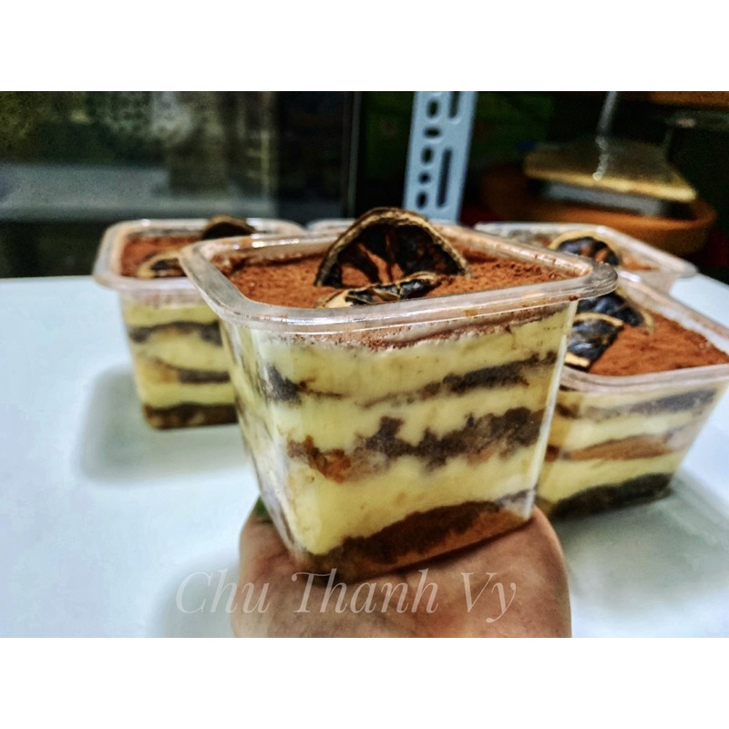 Bánh Tiramisu