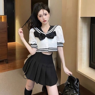 SẴN S Set áo croptop thuỷ thủ kèm chân váy xếp ly kiểu học sinh