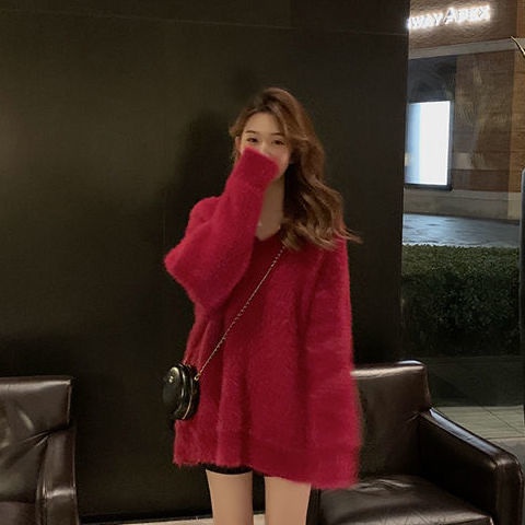 Áo khoác len cổ chữ V màu đen thời trang nữ tính