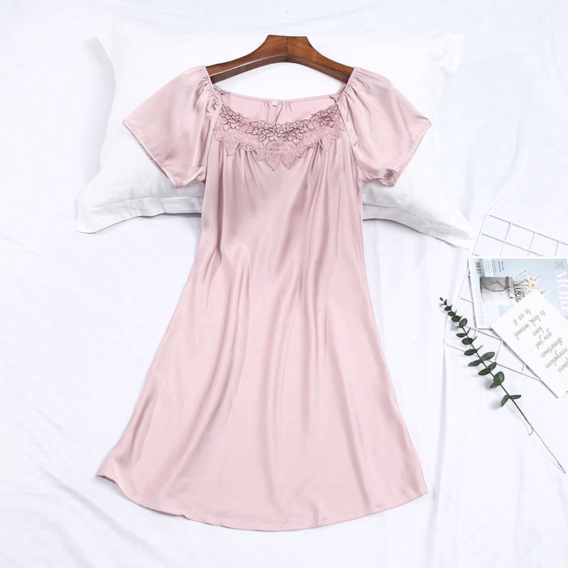 Đầm ngủ satin tay ngắn dáng rộng dành cho nữ