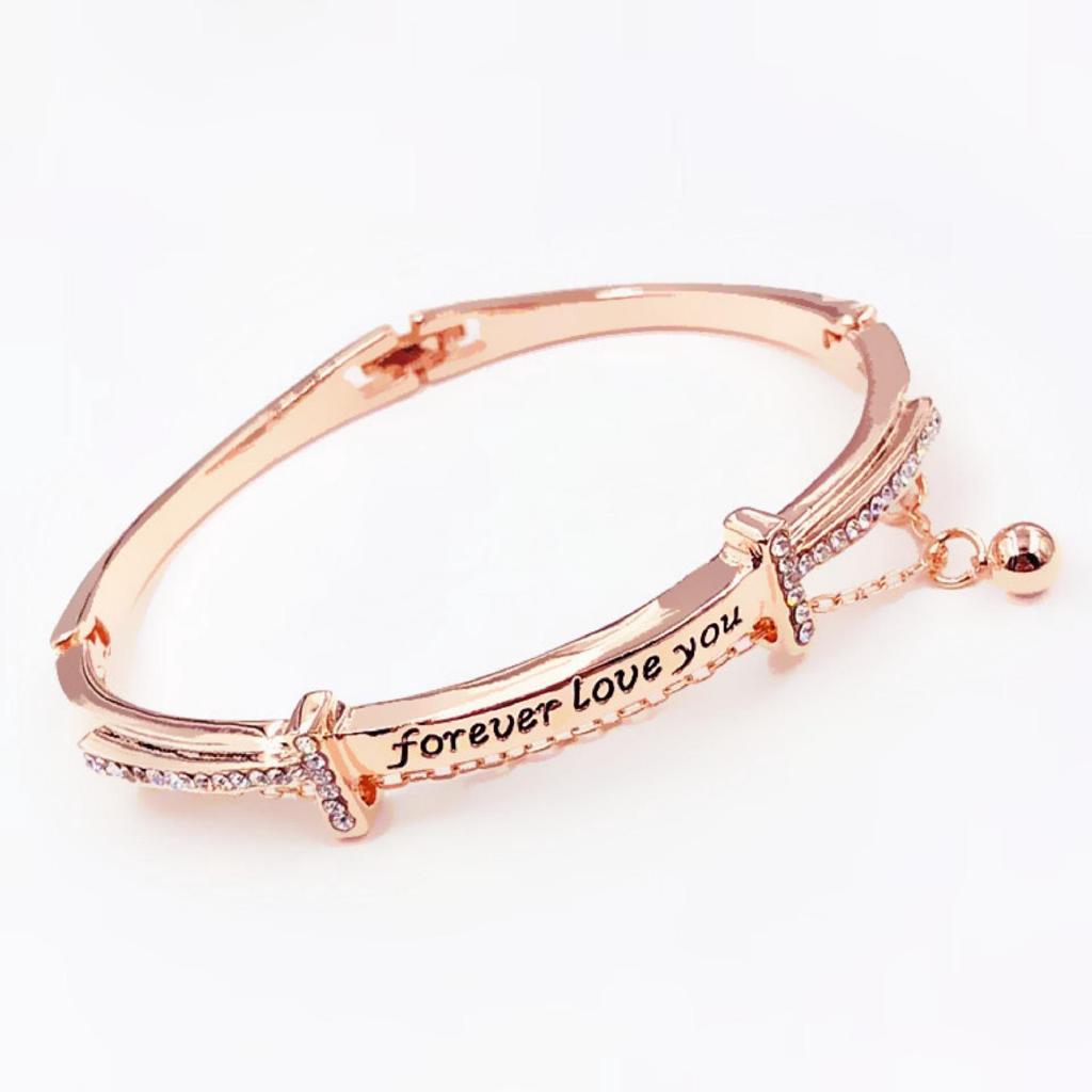 Vòng Tay Nữ Lục Lạc Treo Đá Zircon Độc Đáo Forever Love Lắc Tay Mẫu mới nhất 2019 Phong Cách Hàn Quốc HKB-2004w