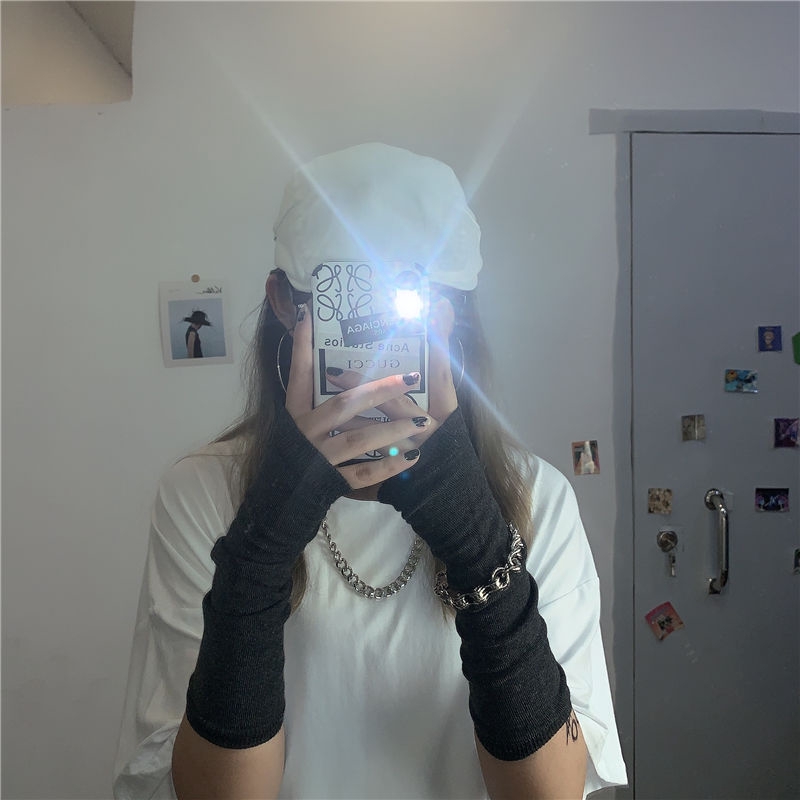 Găng Tay Thời Trang Cá Tính Phong Cách Độc Đáo