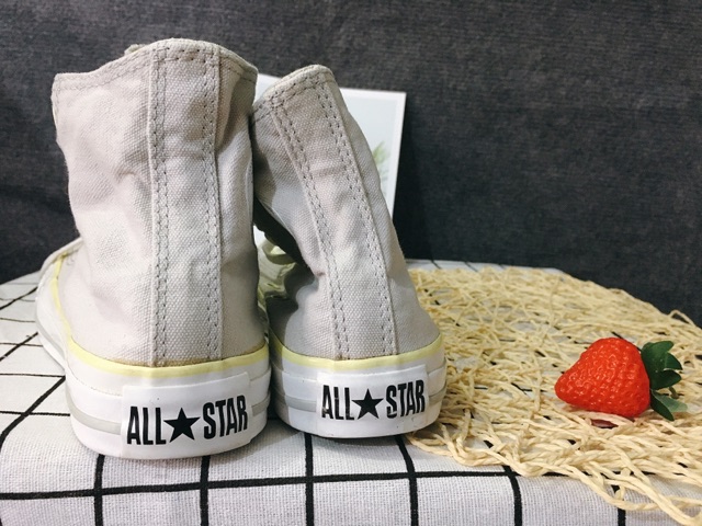 Bản giới hạn Converse Real