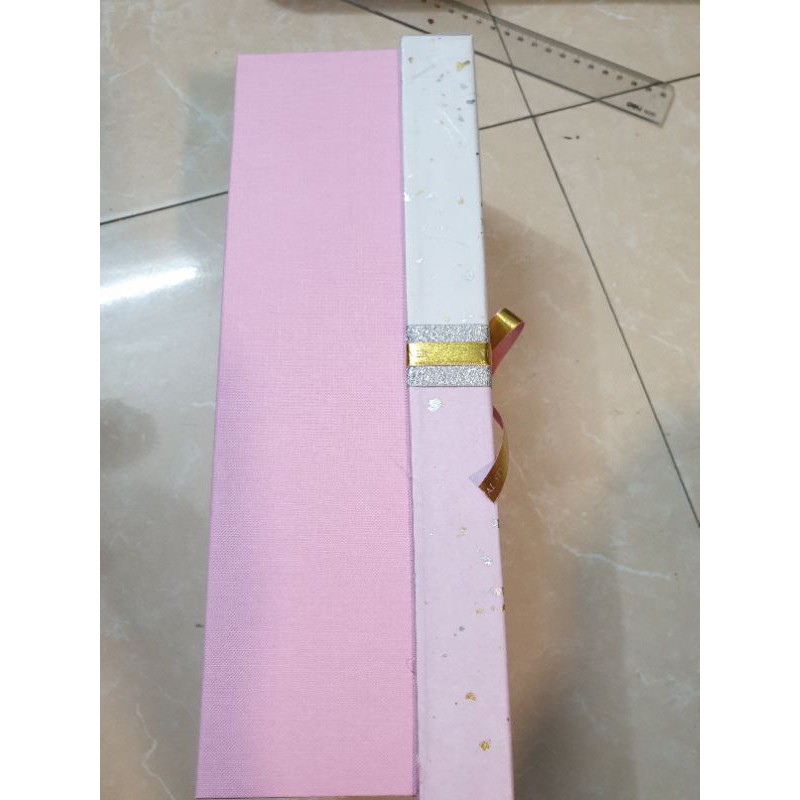 HỘP QUÀ TẶNG SANG TRỌNG